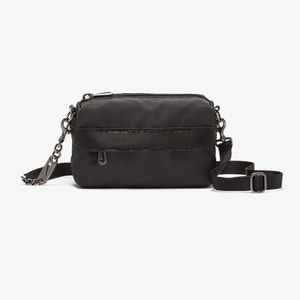 Nike Sportswear Futura Luxe Women's Crossbody Bag